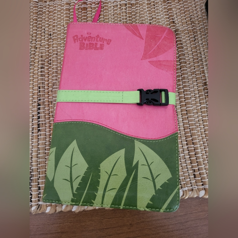 Zonder kids NIV adventure Bible leather LAWRENCE O RICHARDS